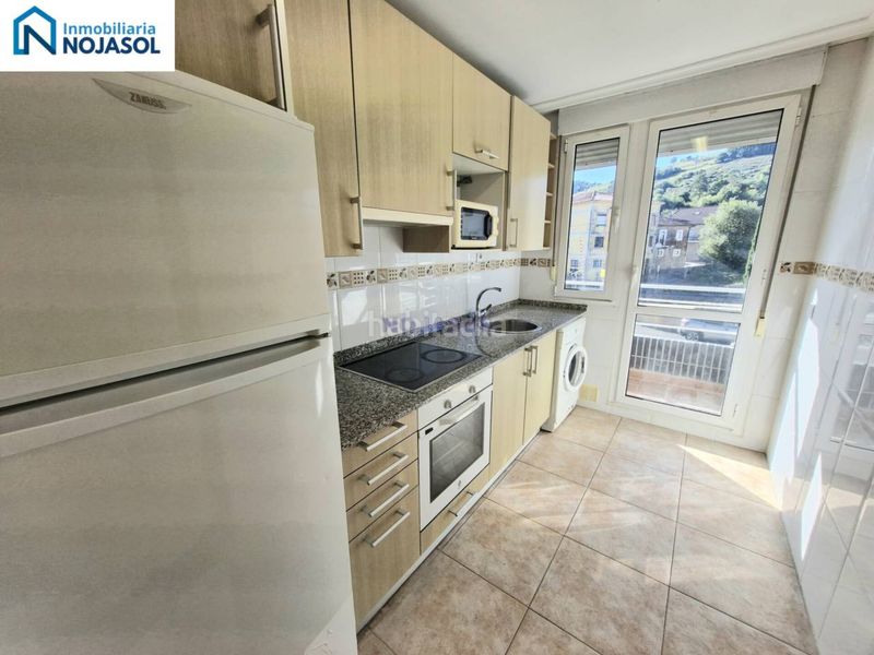 Foto ad207dcc-06a5-4f31-9d5e-2a24754893b1. Apartament amb calefacció aparcament a Hazas de Cesto