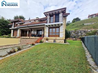 Casa adossada a Calle vierna