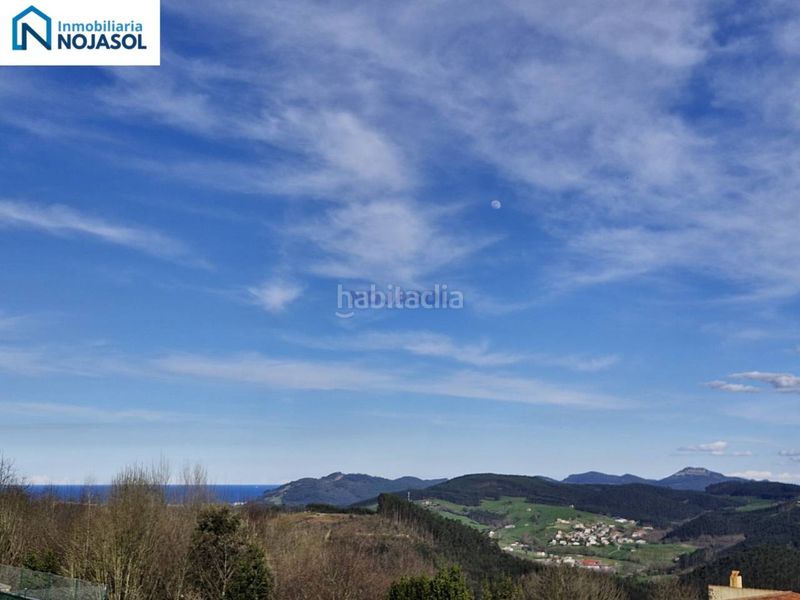 Foto 5a0497a5-8208-4a9a-8784-795939d85c13. Casa adossada amb calefacció aparcament a Hazas de Cesto