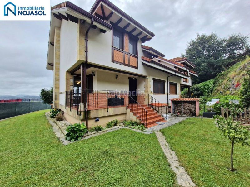 Foto a7019cb5-9999-4857-8ab7-52e0db3c35e9. Casa adossada amb calefacció aparcament a Hazas de Cesto