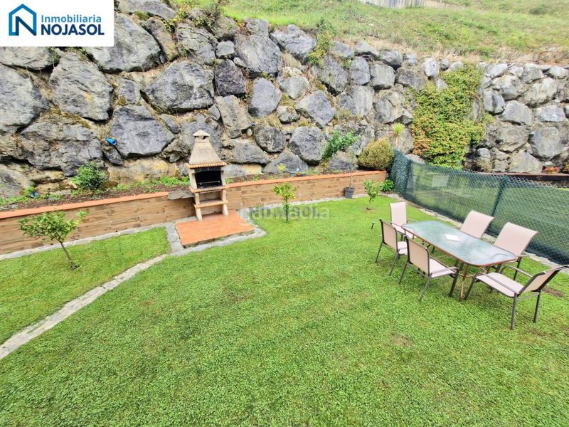Foto e1133591-2388-44b6-819b-092a8d7d7741. Casa adossada amb calefacció aparcament a Hazas de Cesto
