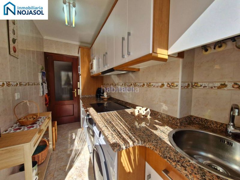 Foto 132bc8c8-8b65-4e7d-b6b6-e224c919fe71. Apartment with heating parking in Ris Noja
