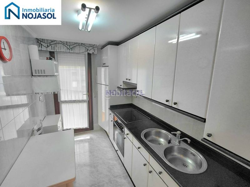 Foto ffa64e90-74e6-4cb7-8220-d817665a188e. Apartament amb calefacció aparcament a Tregadín Noja