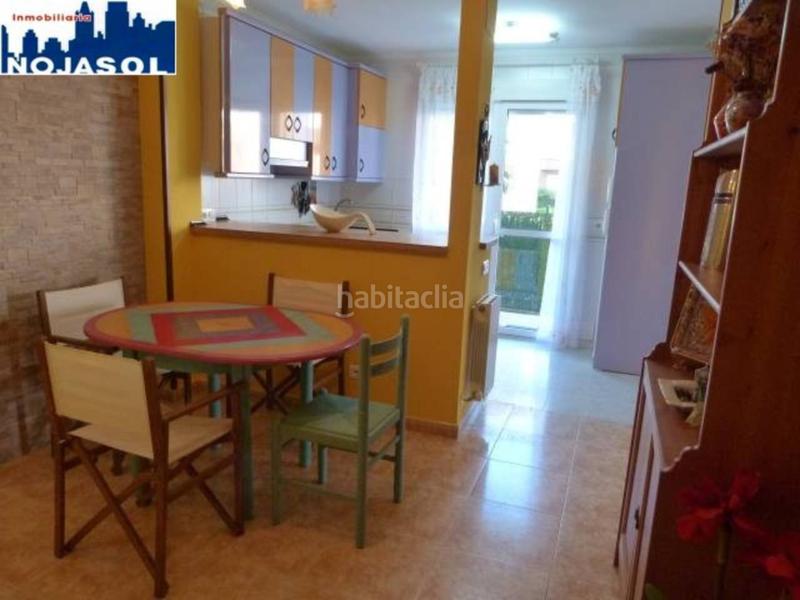Foto f9a75f72-58c2-4c48-aff5-da788df2740b. Alquiler piso ref.002075 precioso bajo con jardin de 2 habitaciones urb con piscina en Noja