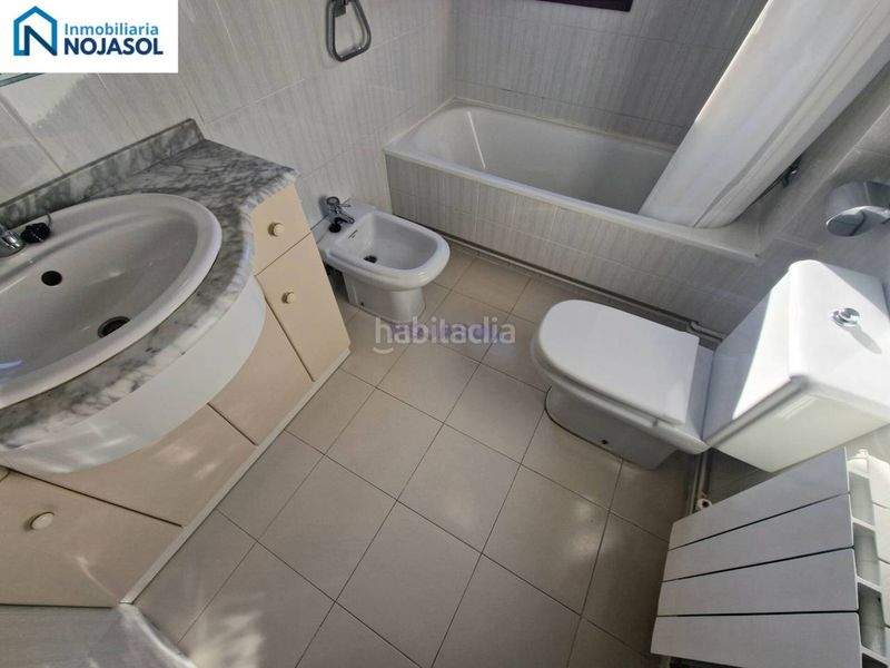 Foto 0f7da8aa-fb48-464b-b731-dced2323aba1. Miete appartement in calle los nogales 14 in Palacio Noja