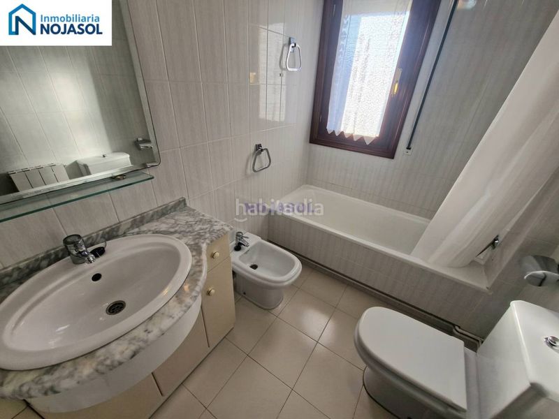 Foto 1e64326a-5e63-4ee8-ad26-b100fc991b5c. Miete appartement in calle los nogales 14 in Palacio Noja