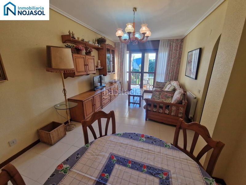 Foto 2409321b-930a-49cb-9b73-b327ad6fea9c. Miete appartement in calle los nogales 14 in Palacio Noja