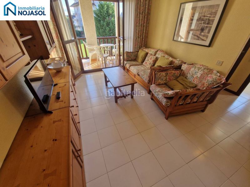 Foto 595c5c67-9da5-4b0a-8446-ac23586ad5b3. Miete appartement in calle los nogales 14 in Palacio Noja