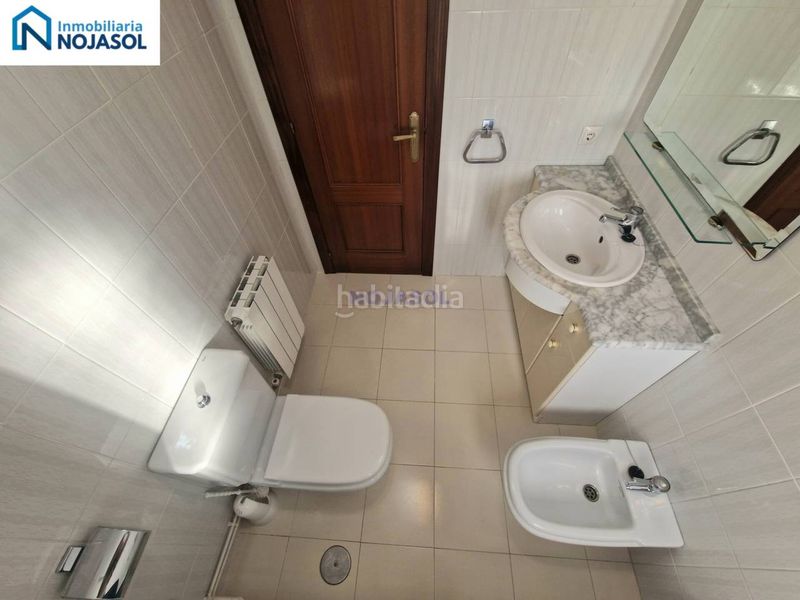 Foto d0e2ee0b-30bb-4787-a46a-c57a8f8939be. Miete appartement in calle los nogales 14 in Palacio Noja