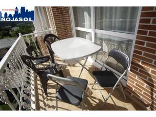 Lloguer Apartament a Palacio 15. Ref. 002291  2 habi. ris con gran terraza orientada al sur