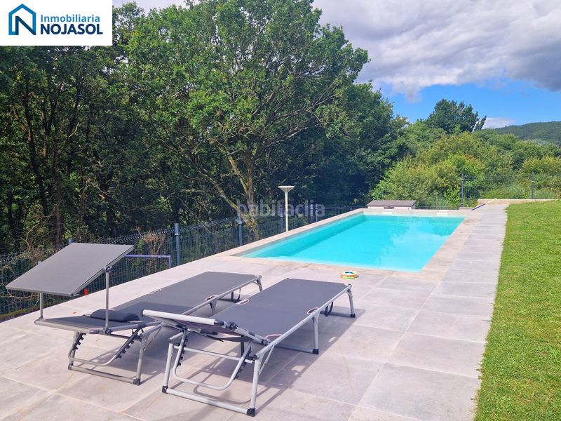 Foto 46c02e13-3f93-47b0-bd1d-4fd1086f3fba. Xalet 259m<sup>2</sup> amb calefacció aparcament piscina a Meruelo