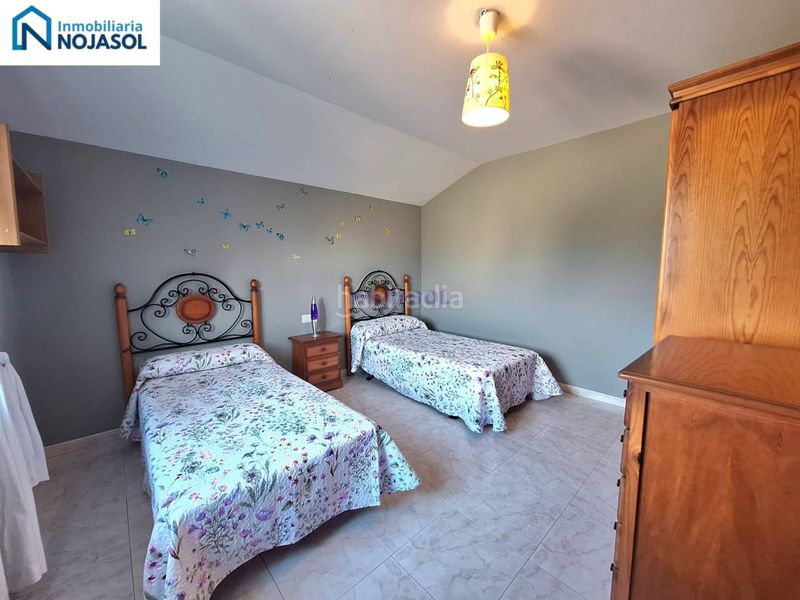 Foto e2d4656b-c24b-4733-a729-10baf96516aa. Alquiler casa pareada en calle las viñas 73 ref.002436 chalet pareado 2 habit. con jardin en Noja