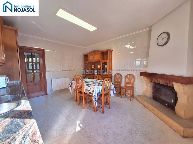 Foto f3ee4695-5020-47bb-9b49-0dafd143c4df. Alquiler casa pareada en calle las viñas 73 ref.002436 chalet pareado 2 habit. con jardin en Noja