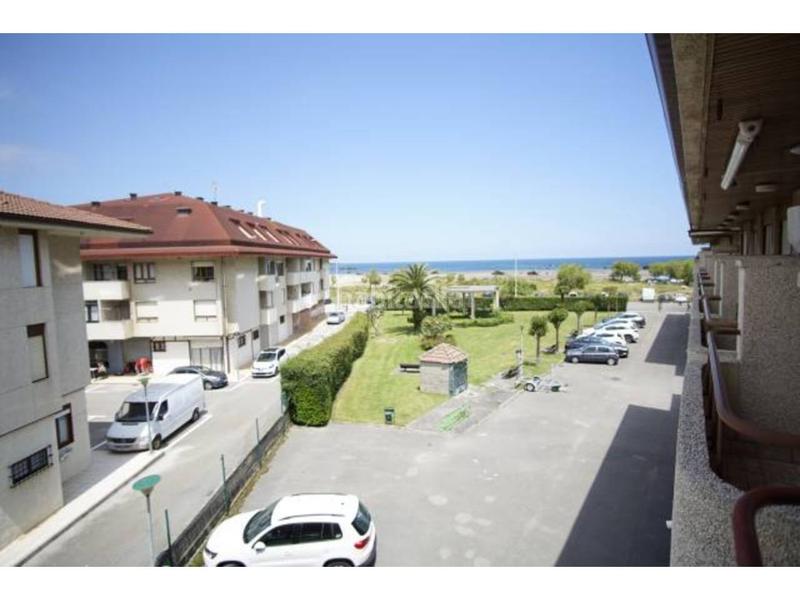 Foto 0305398c-7a41-40b3-89d5-15a175407e61. Affitto appartamento in paseo del brusco 27 in Helgueras Noja