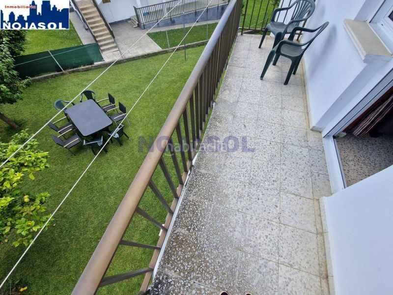 Foto 6a4126b5-7056-4371-b8cb-a989973771a0. Alquiler casa pareada en calle alcarite 45 ref.002289 casa individual planta alta cercana a la playa de Ris de 4 habitacion con jardin privado en Noja