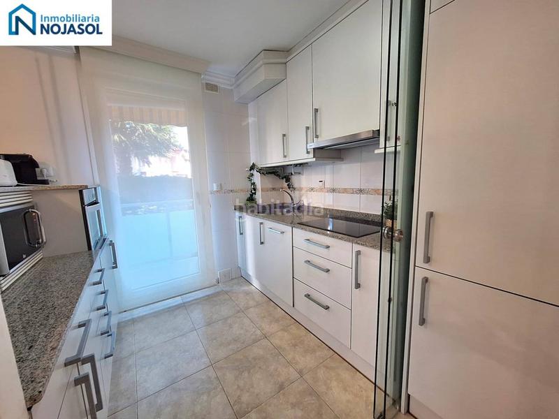 Foto 08d8f5c2-7ab1-478f-96a9-2f825aeef9de. Rent apartment in la costa 2 in Tregadín Noja