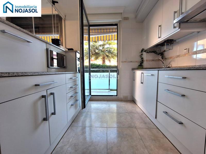 Foto 488c5ff4-b9b1-4937-a0e9-a7a96927d492. Rent apartment in la costa 2 in Tregadín Noja