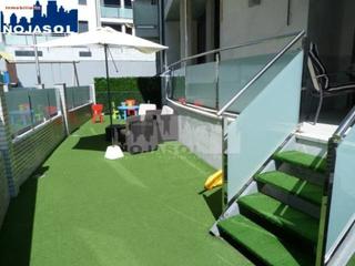 Lloguer Apartament a La costa 2. Ref. 002292 bajo con jardín urbanización exclusiva con piscina,