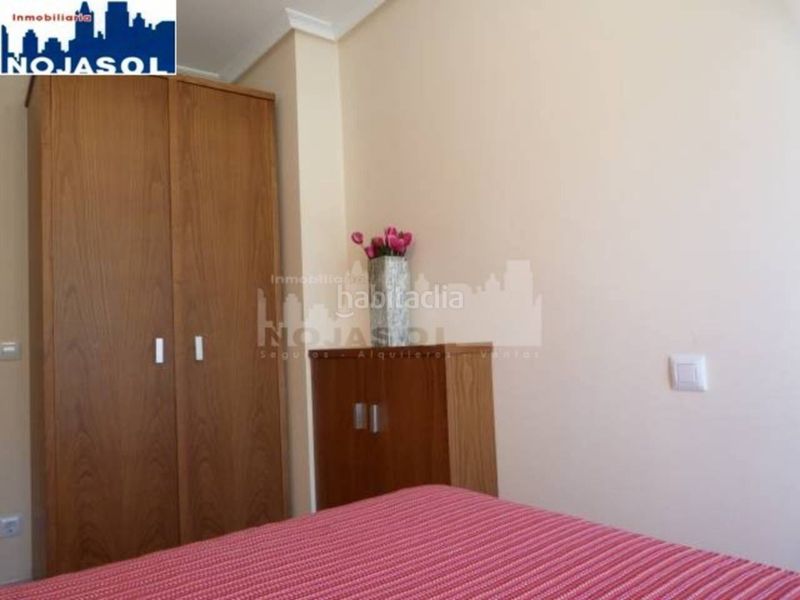 Foto 2999c0ee-fddb-46c2-b1ad-15c6b84596cb. Alquiler apartamento en calle la costa 2 ref. 002292 bajo con jardín urbanización exclusiva con piscina, zona infantil y pin pon en Noja