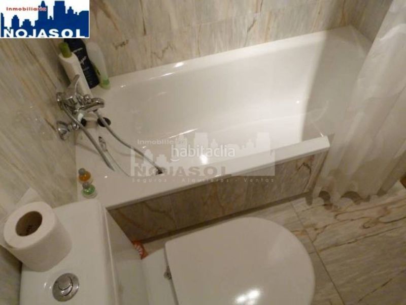 Foto 33736dd0-b6d5-4c61-948d-a70191139afe. Alquiler apartamento en calle la costa 2 ref. 002292 bajo con jardín urbanización exclusiva con piscina, zona infantil y pin pon en Noja
