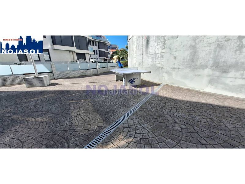 Foto 462a4ede-146d-4fbd-8482-2fb235de6786. Alquiler apartamento en calle la costa 2 ref. 002292 bajo con jardín urbanización exclusiva con piscina, zona infantil y pin pon en Noja