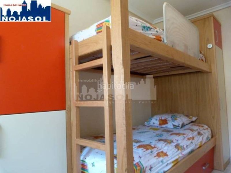 Foto 54447b57-54e1-4fde-a669-90417f214663. Alquiler apartamento en calle la costa 2 ref. 002292 bajo con jardín urbanización exclusiva con piscina, zona infantil y pin pon en Noja