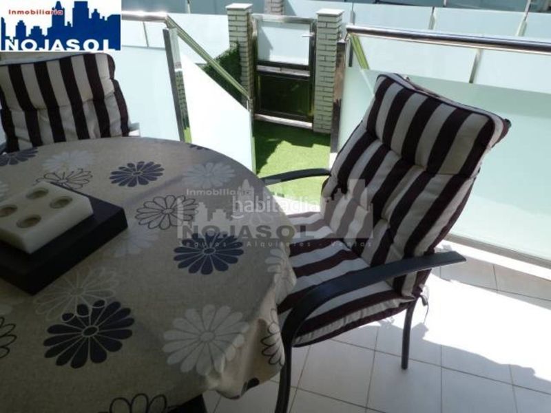 Foto 71b1d655-2e88-4fe3-9320-4ec24e3a6c5f. Alquiler apartamento en calle la costa 2 ref. 002292 bajo con jardín urbanización exclusiva con piscina, zona infantil y pin pon en Noja