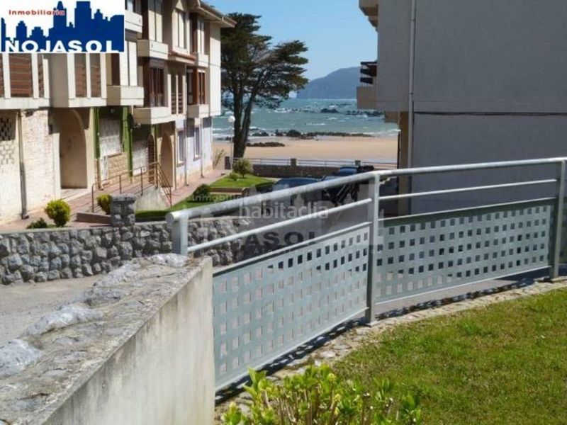 Foto 97a52d3c-6648-444a-b1b3-24f62d95b923. Alquiler apartamento en calle la costa 2 ref. 002292 bajo con jardín urbanización exclusiva con piscina, zona infantil y pin pon en Noja