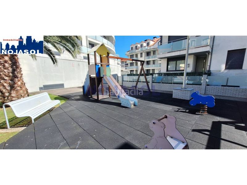 Foto 9bade880-ce40-4c5f-bd07-d3719f9321c9. Alquiler apartamento en calle la costa 2 ref. 002292 bajo con jardín urbanización exclusiva con piscina, zona infantil y pin pon en Noja