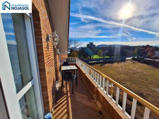 Rent Flat in Los pinares 31. Ref.002190  piso 3 hab. piscina y garaje a 300m de la playa zona