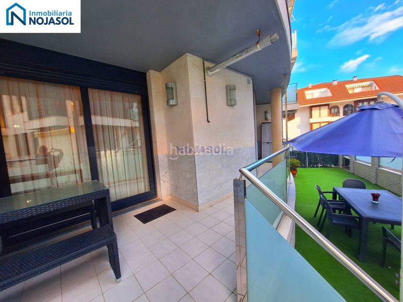 Foto 0b105731-ff4f-4897-b65c-69466b8b0555. Alquiler apartamento en calle la costa 2 ref.002233 bajo con jardín 2hab trengandin exclusivo en Noja