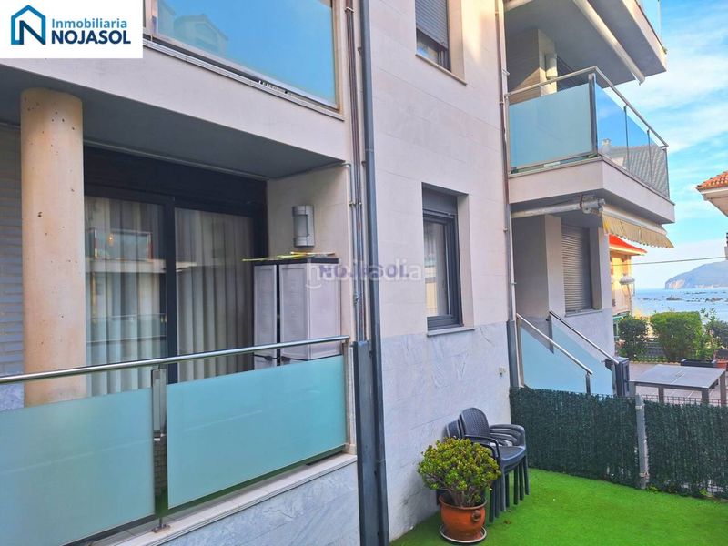Foto 7e4a19f6-8d7d-4501-a145-fe6a39c3efeb. Alquiler apartamento en calle la costa 2 ref.002233 bajo con jardín 2hab trengandin exclusivo en Noja