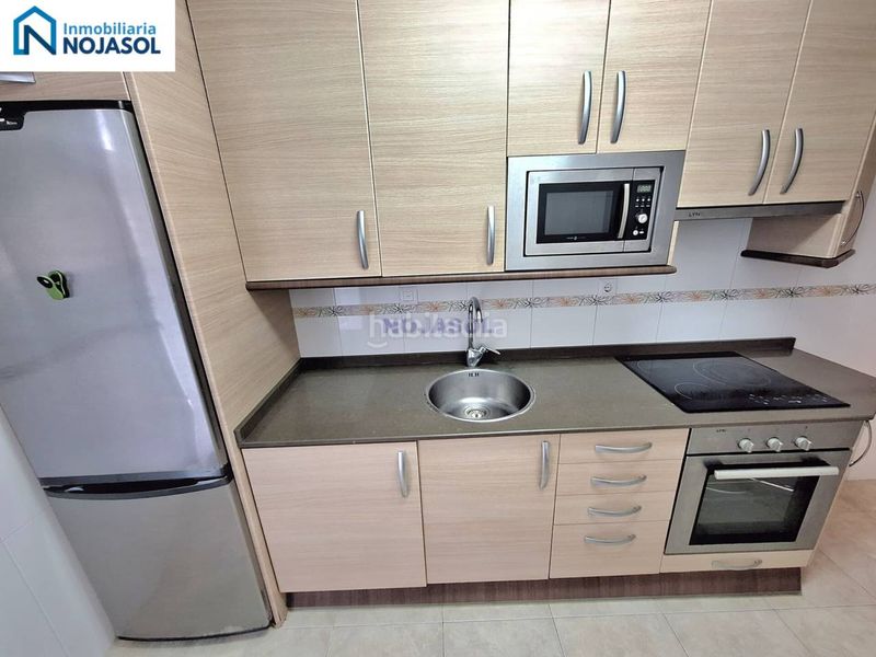 Foto a594760a-e6a3-4ab9-b6a6-d91957794ef9. Alquiler apartamento en calle la costa 2 ref.002233 bajo con jardín 2hab trengandin exclusivo en Noja