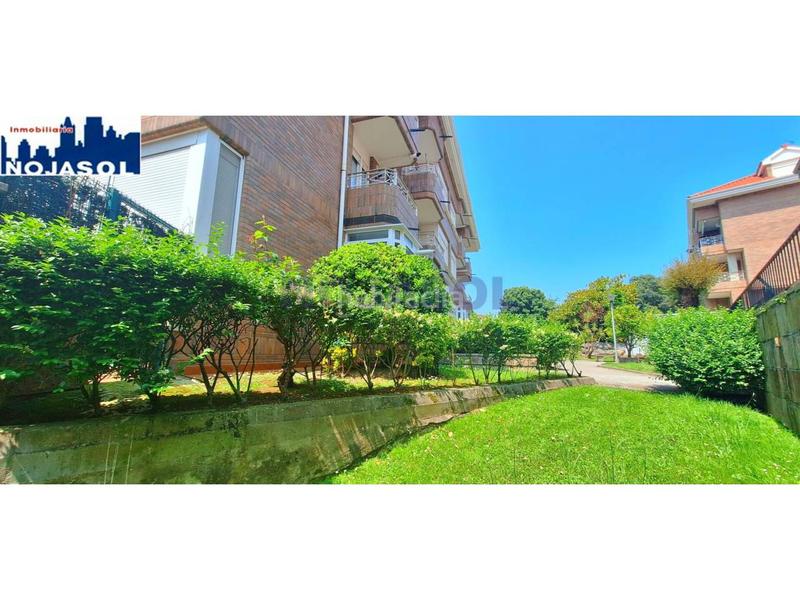 Foto 992b9e70-ac00-4479-a60b-d3044bb2f2be. Alquiler apartamento en alcarite 11 ref. 002250 bajo 1hab con orientación sur en Noja