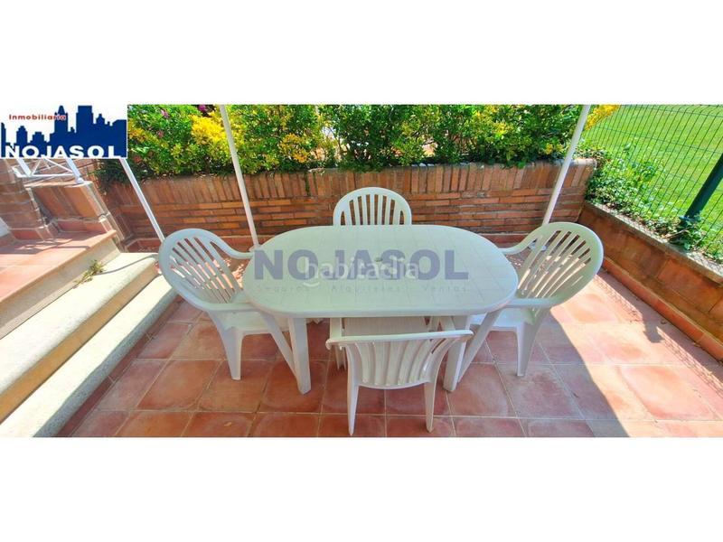 Foto 8d21d5f3-1dfc-4360-b7b7-3e61d3dd26e0. Lloguer apartament a alcarite 11 a Pedroso Noja