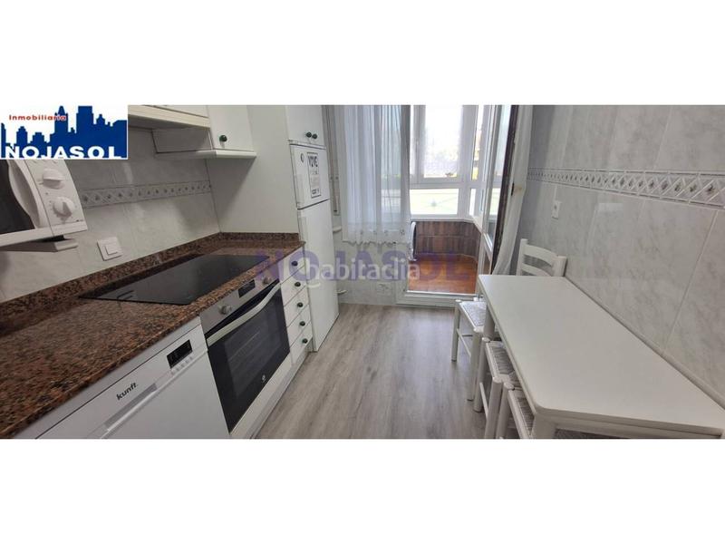 Foto fc8abd58-a6b7-4c8f-914d-3a05a97afe56. Lloguer apartament a alcarite 11 a Pedroso Noja