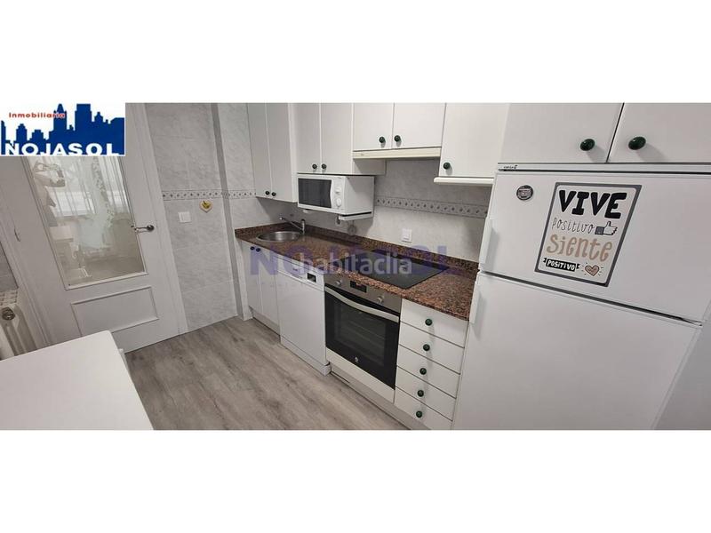 Foto 436d17f4-ddde-4dcb-ab54-6b6d055541a8. Rent apartment in alcarite 11 in Pedroso Noja