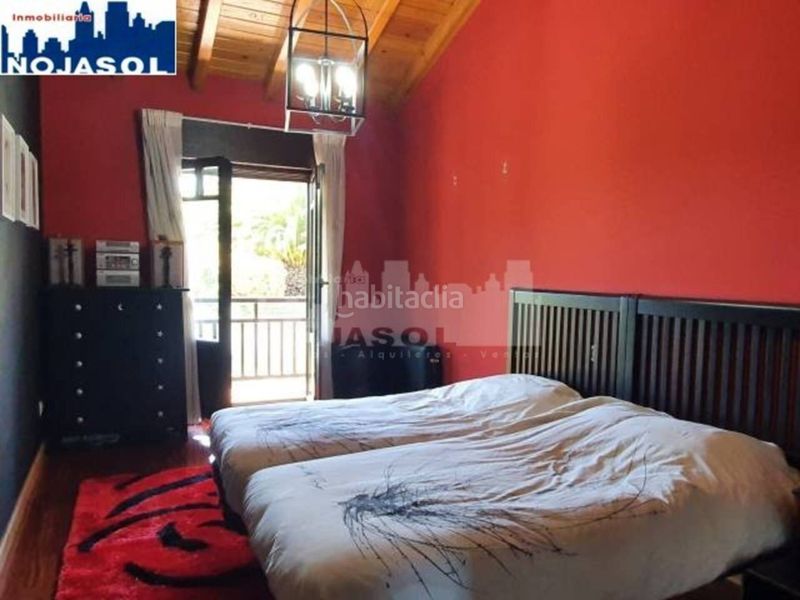 Foto b799122c-c055-43ff-a0bb-78cfec3a0deb. Casa aparellada amb calefacció aparcament piscina a Bareyo