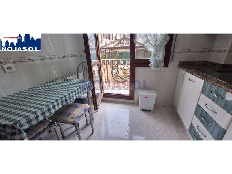 Foto 047f4c06-8fb6-47cc-a7cc-57b2943be645. Location appartement dans calle ris 4 dans Palacio Noja