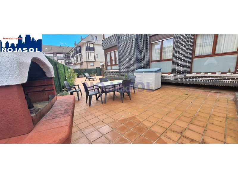 Foto cf5871fe-b56a-4f04-b32e-e7b0431b3b68. Location appartement dans calle ris 4 dans Palacio Noja
