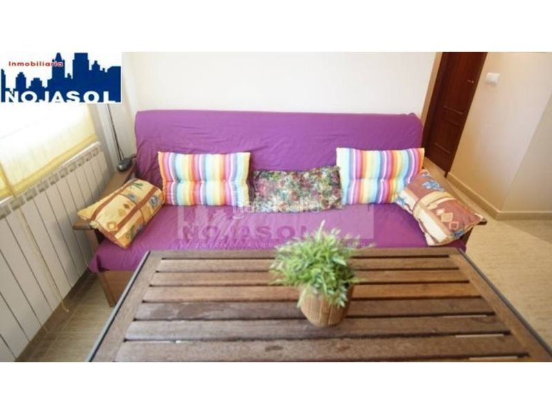 Foto 0a51dc00-f54b-4d66-adf3-7187676550b6. Alquiler apartamento en calle el bosque 5 ref.002065 piso 2 habitaciones con terraza, zonas verdes, piscina, pista baloncesto, fronton, parque infantil. en Noja