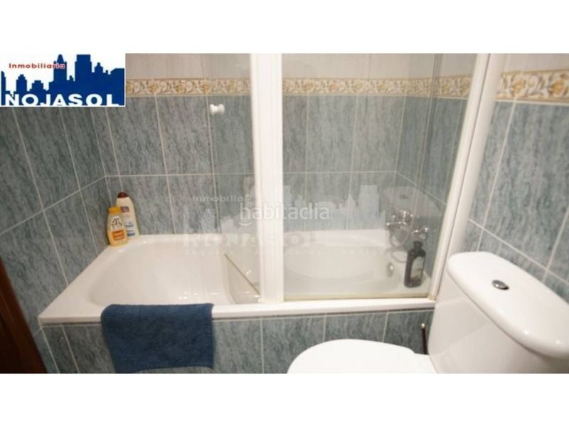Foto 4e40a209-1af7-4a47-9d83-fe0b969452c6. Alquiler apartamento en calle el bosque 5 ref.002065 piso 2 habitaciones con terraza, zonas verdes, piscina, pista baloncesto, fronton, parque infantil. en Noja