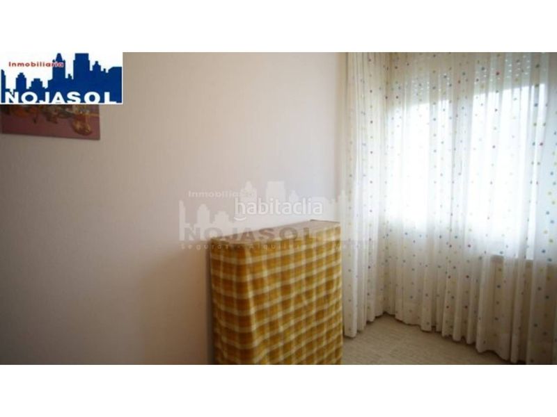 Foto 661fed97-10f1-44ed-8c17-16fffea369bd. Alquiler apartamento en calle el bosque 5 ref.002065 piso 2 habitaciones con terraza, zonas verdes, piscina, pista baloncesto, fronton, parque infantil. en Noja