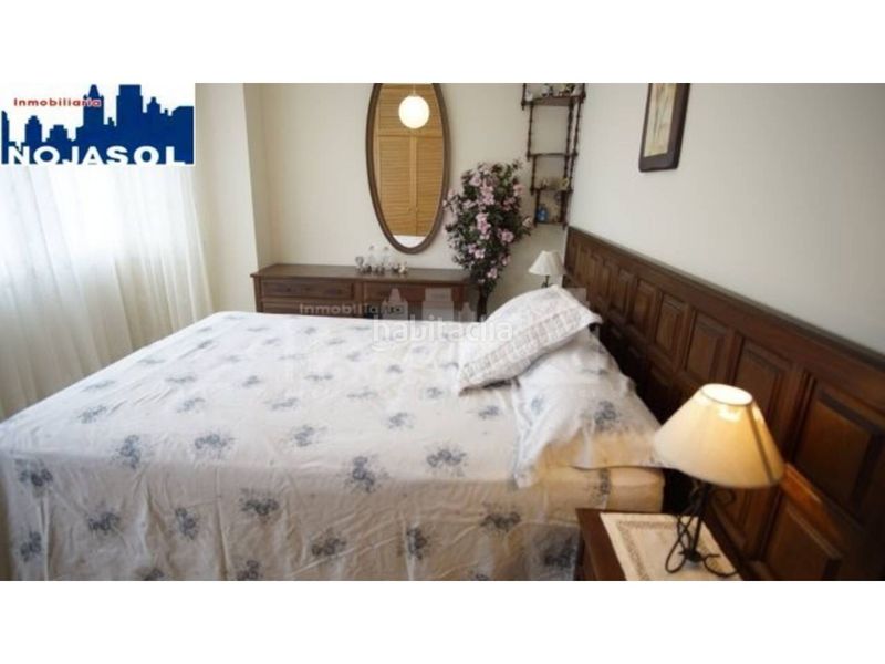 Foto 8251fa69-e0a5-48ef-be28-3669b15e48aa. Alquiler apartamento en calle el bosque 5 ref.002065 piso 2 habitaciones con terraza, zonas verdes, piscina, pista baloncesto, fronton, parque infantil. en Noja