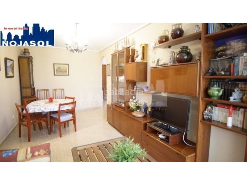 Foto b3ff2a16-4723-4611-9ebb-f5f639b061e7. Alquiler apartamento en calle el bosque 5 ref.002065 piso 2 habitaciones con terraza, zonas verdes, piscina, pista baloncesto, fronton, parque infantil. en Noja
