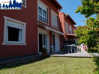 Lloguer Apartament a Solaron 14. Ref. 002467 bajo 2 habit. con 100m2 de jardín