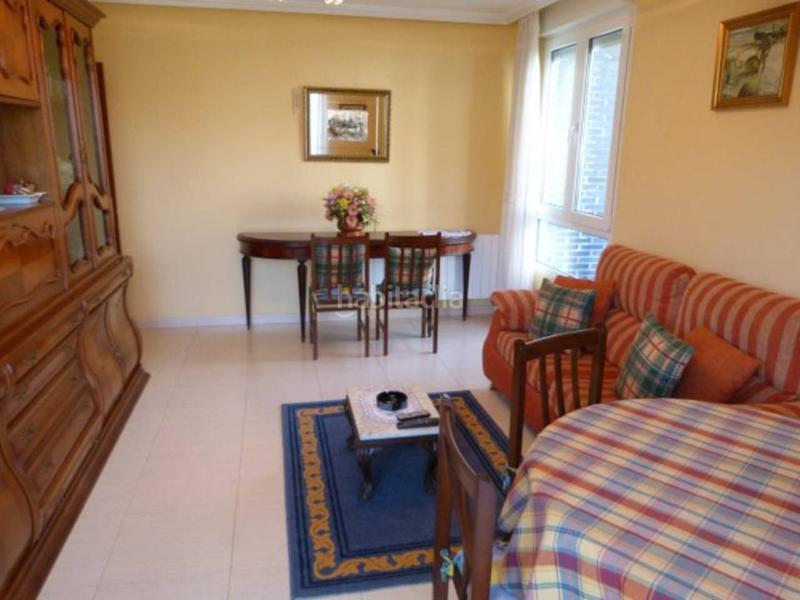 Foto 64d0d84c-c400-4ea0-ae60-a8e9028b753c. Location appartement dans alcarite 15 dans Pedroso Noja