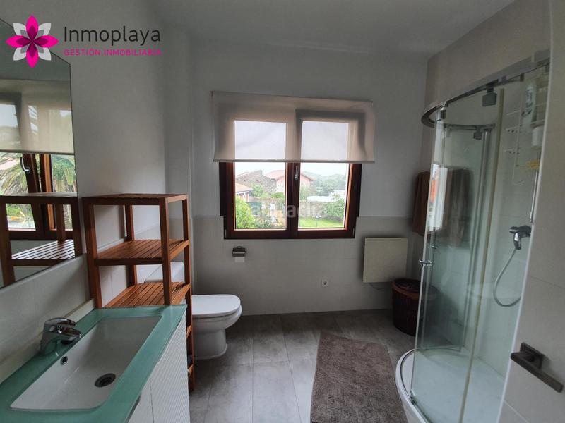 Foto 61463299-5311-41b0-a6c6-df2ee59acd0c. Casa pareada espectacular chalet con piscina propia en isla en Arnuero