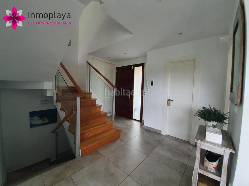 Foto a7e6f771-b3c8-49a8-a5e7-0197b837924d. Casa pareada espectacular chalet con piscina propia en isla en Arnuero