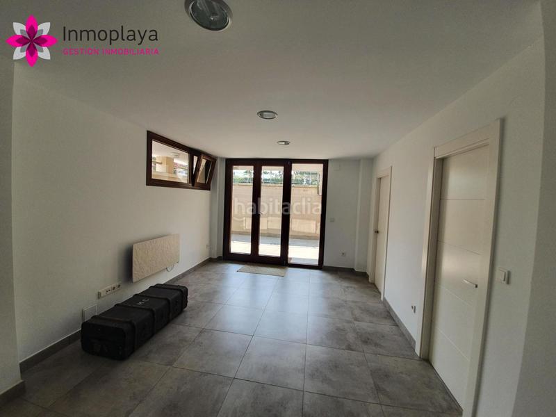 Foto c05bbae4-8e11-485a-8065-923cc73d3228. Casa pareada espectacular chalet con piscina propia en isla en Arnuero